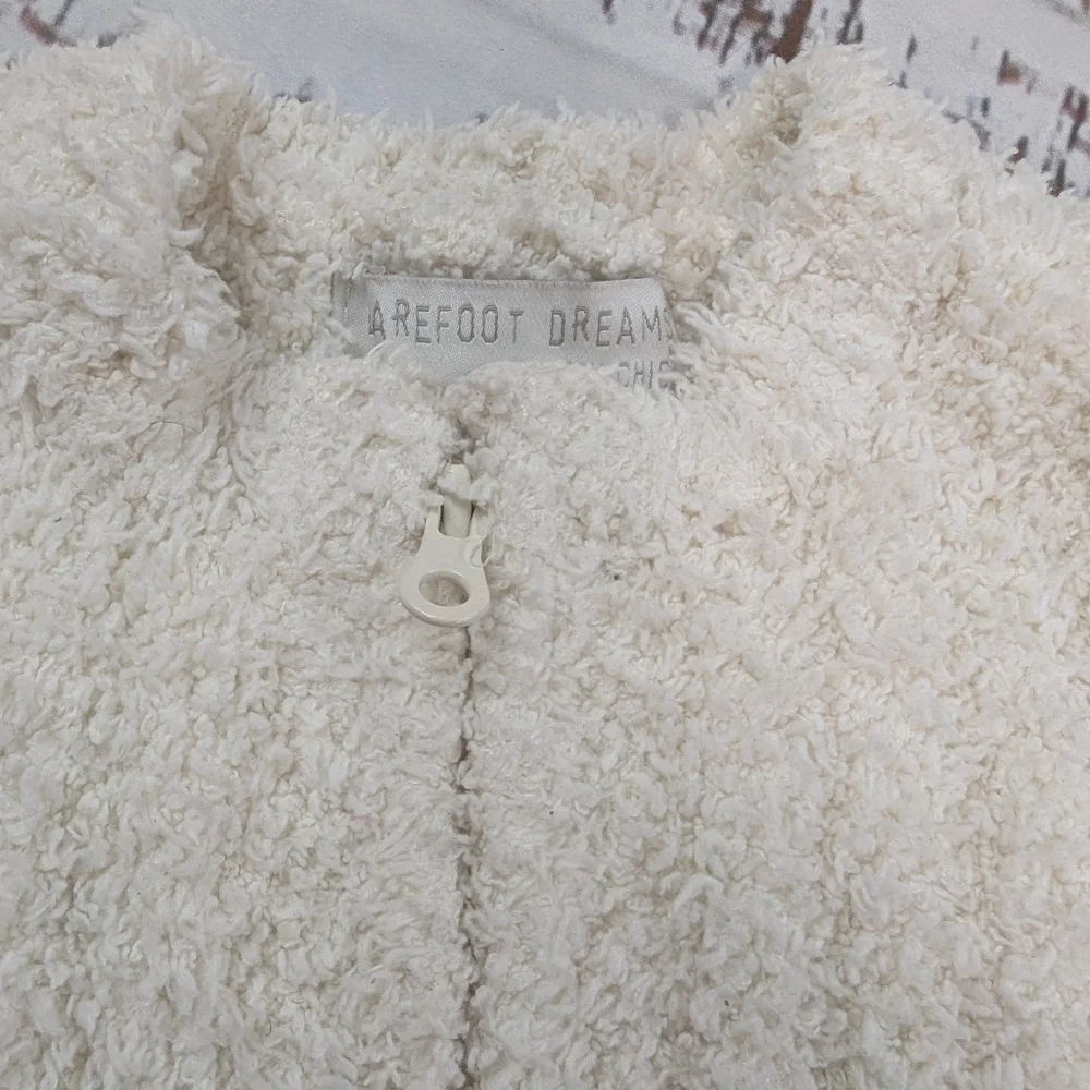 Barefoot Dreams Zip Up Sweater - Picture 4 of 4